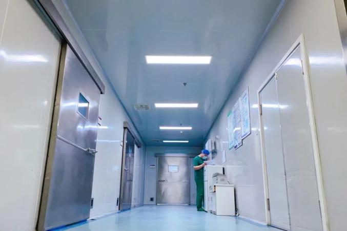 年轻护士的逃亡:眼病医院的秘密(图4) 逃出病房_病人逃出医院_逃出眼病医院