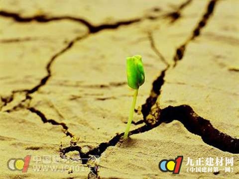 好玩的生存游戏手机_好玩生存类手机游戏人物排行榜_好玩的多人手机游戏生存类