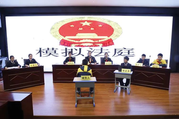 法官游戏_模拟法官判案的游戏_模拟法官手机游戏下载