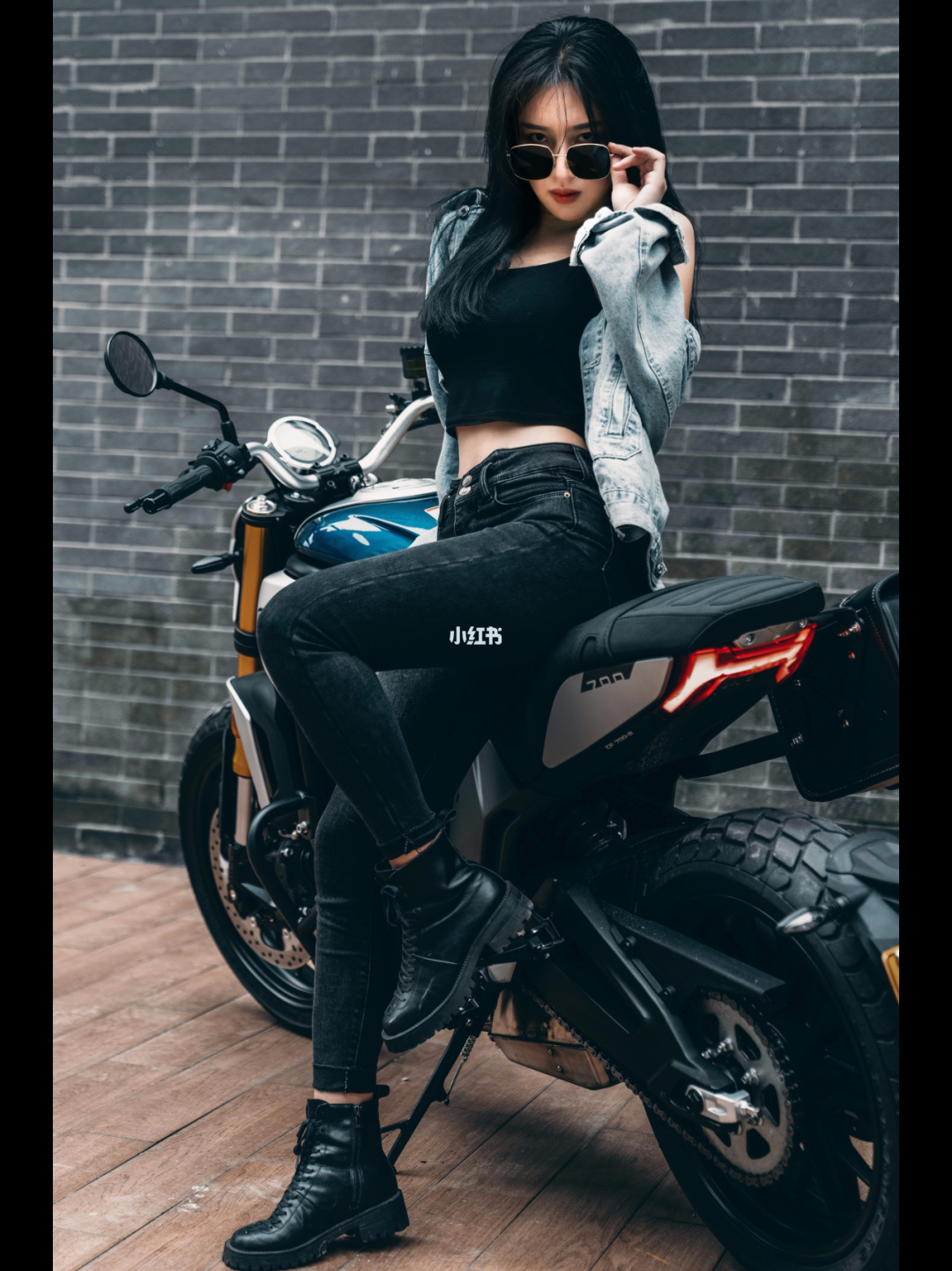 摩托游戏_好玩的摩托车手机游戏_摩托手机游戏女生