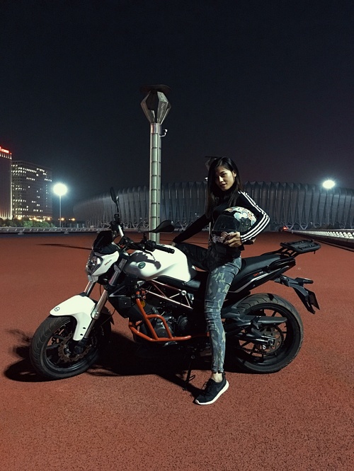 摩托手机游戏女生_摩托游戏_好玩的摩托车手机游戏