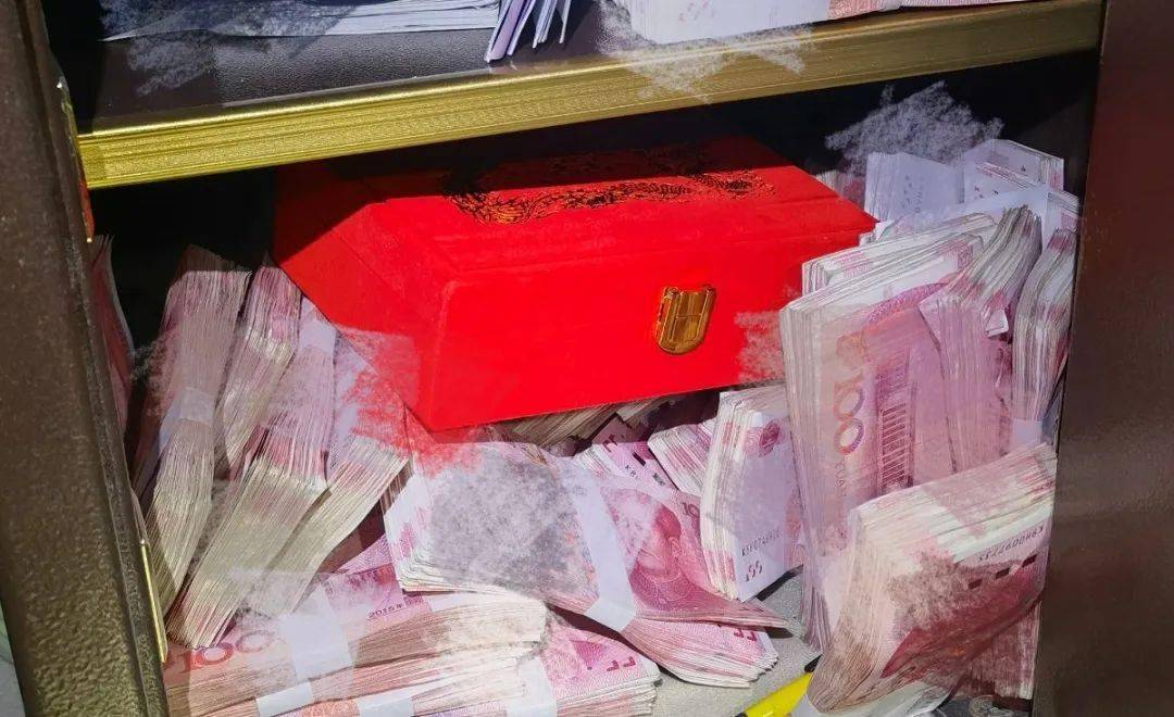 im钱包被盗可以报案吗-im钱包被盗了?报案还是自己解决?(图3) 被偷钱包报警找回的几率_im钱包被盗可以报案吗_钱包被偷报警警察敷衍怎么办