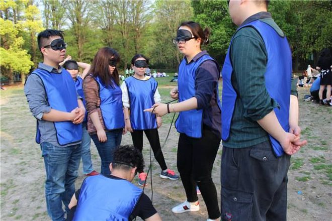 手机玩游戏办理什么套餐_和别人玩手机游戏怎么办_要玩手机游戏