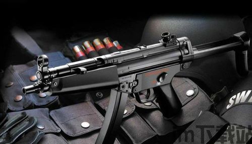 mp5冲锋枪 生化危机4,生化危机4中的经典武器解析与实战攻略(图3) mp5冲锋枪 生化危机4,生化危机4中的经典武器解析与实战攻略(图3)