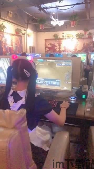 与快递过来的女孩子一起生活 (图2)