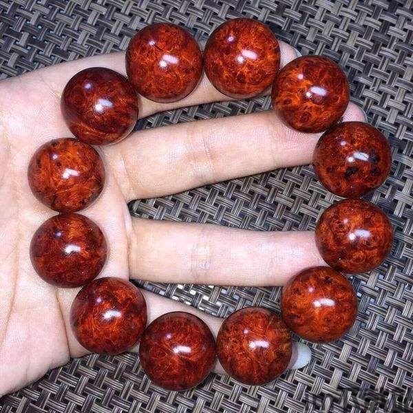 乐玩游戏盒子下载 (图1)