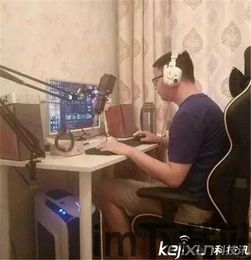 主播和猫的故事游戏最新版 (图3) 主播和猫的故事游戏最新版 (图3)